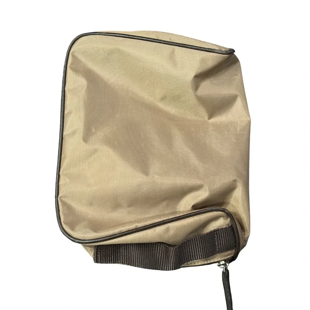 Calvin Klein Zip Around Travel Cosmetic Case Tan Brown Faux Leather Makeup‎ Bag